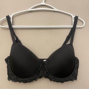 Wonderbra Black Lace Trim Bra 38C
